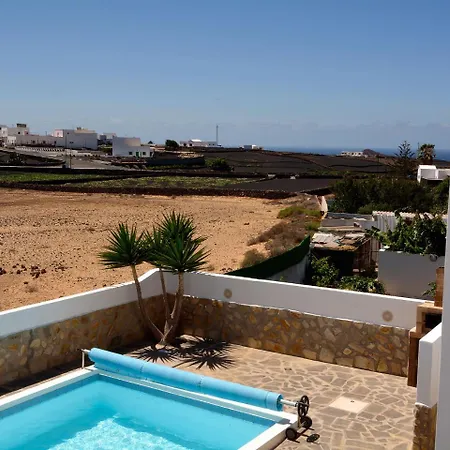 Comfortable In Tinajo With Swimming Pool Villa